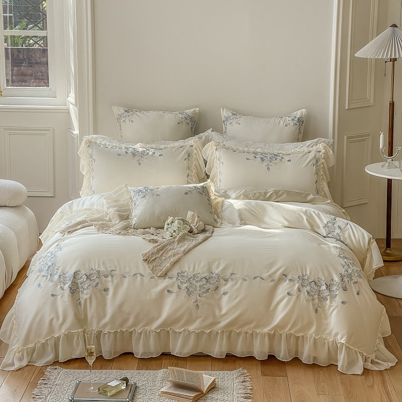 Blue Flowers Embroidery Princess 4Pcs Bedding Set 1000TC Egyptian Cotton Lace Edge Quilt Duvet Cover Set Bed Linen Pillow Shams