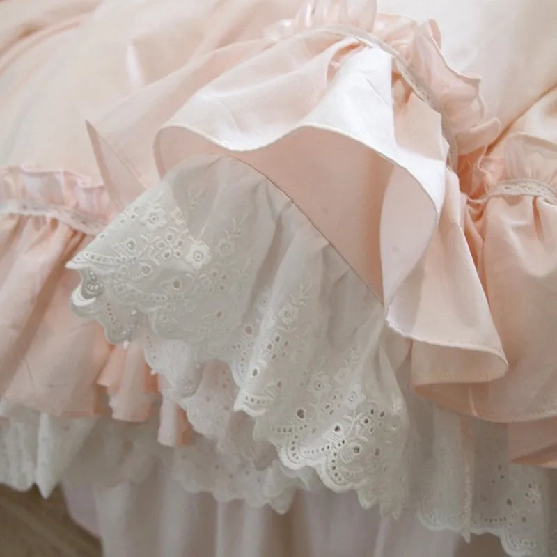 Super Sweet Solid Color Bedding Sets Luxury Princess Wedding Pink Lace Ruffle Cotton Duvet Cover Bedspread Bed Skirt Pillowcases