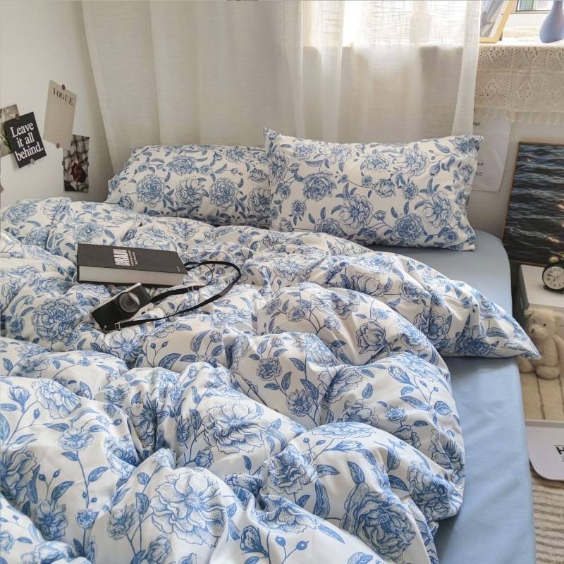 Ins Style Bedding Set Nordic Single Double Flat Sheet Duvet Cover Pillowcase Soft Microfiber Full Queen Size Bed Linen