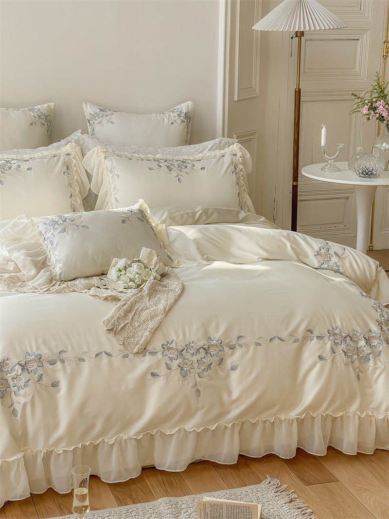 Blue Flowers Embroidery Princess 4Pcs Bedding Set 1000TC Egyptian Cotton Lace Edge Quilt Duvet Cover Set Bed Linen Pillow Shams