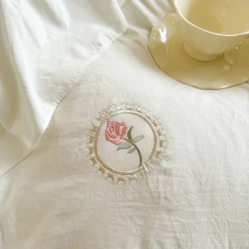 Elegant Rose Embroidery Lace Ruffles Bedding Set Skin-friendly Washed Cotton Princess Wedding Duvet Cover Bed Sheet Pillowcases