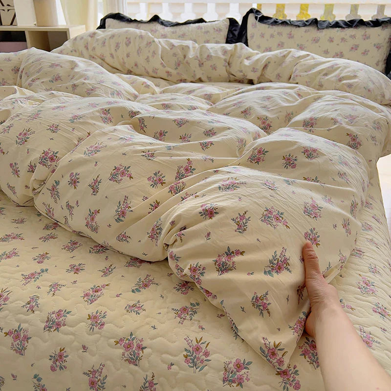 2025 new soft waxy waxy wash quilt cover Knitted double layer single bed sheet Little fresh polka dot bedding
