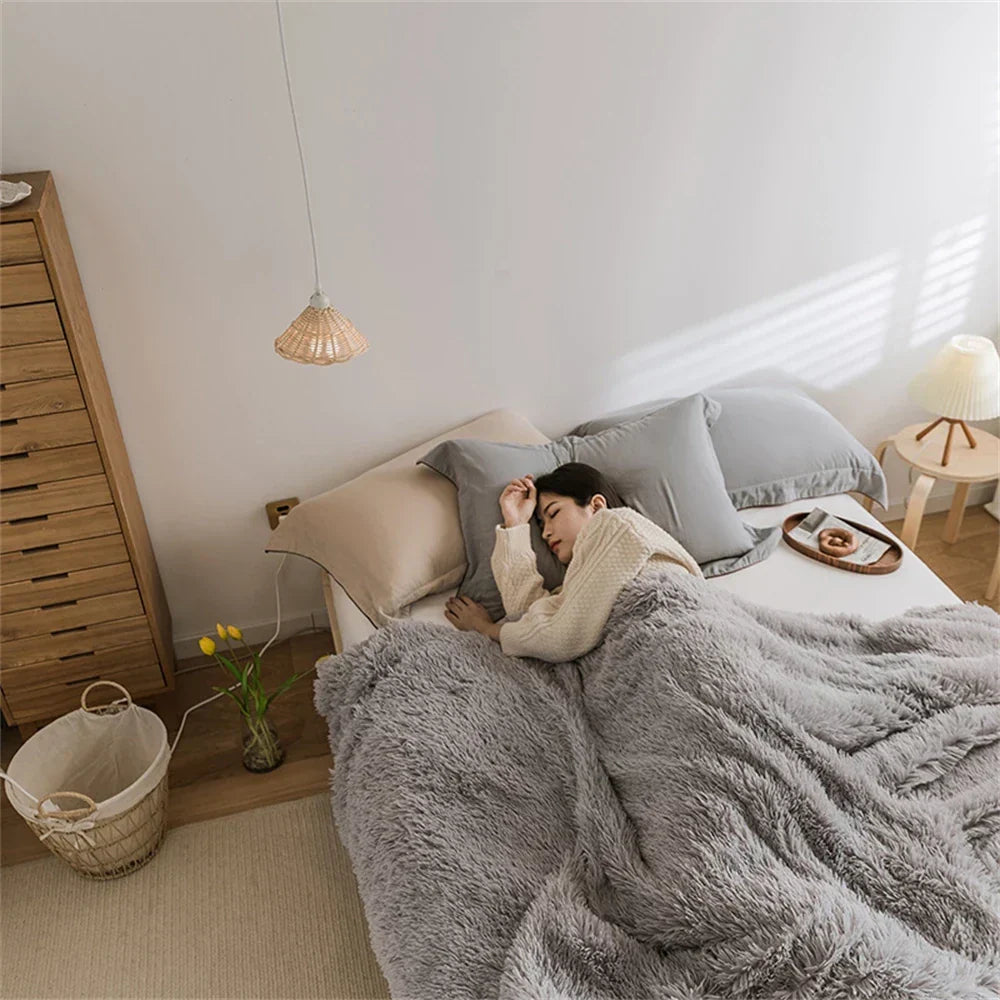 Double Side Fluffy Blanket Soft Bedspread Shawl Plush Blankets Portable Sofa Warm Bedding Throw Blanket Bedroom Decor Bed Cover