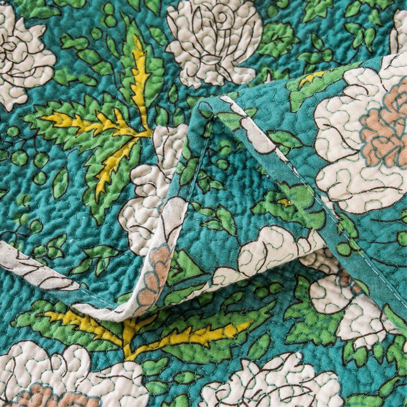 Double Bed Cotton Green White Flowers 3pcs Printed Quilted Quilt Pillowcase Free Shipping