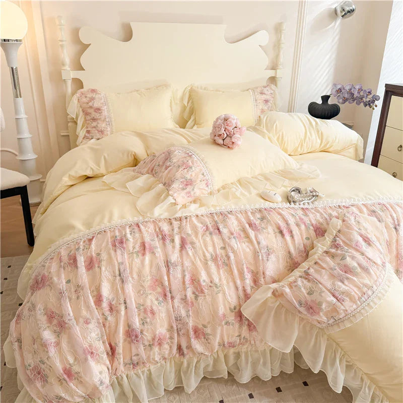 Flowers Lace Ruffles Princess Wedding Bedding Set Full Queen King Duvet Cover Bed Skirt/Bed Sheet/Fitted Sheet Pillowcases 4Pcs